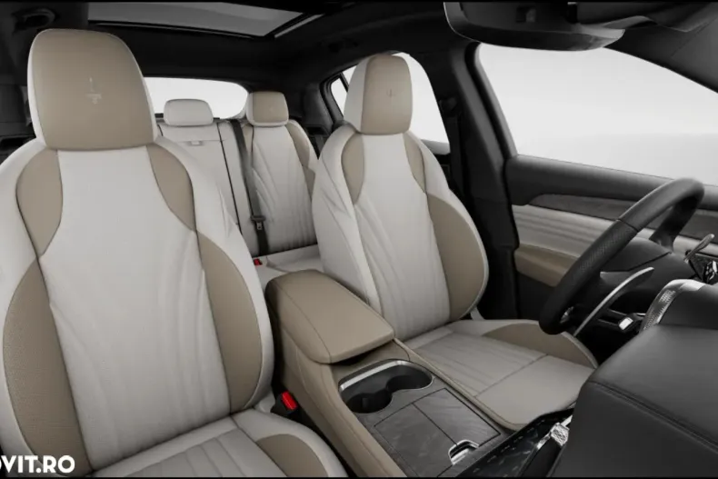 Maserati Grecale din 2025 cu 6 km - oferta MAS167210 - foto 6