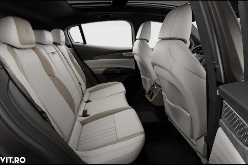 Maserati Grecale din 2025 cu 6 km - oferta MAS167210 - foto 7