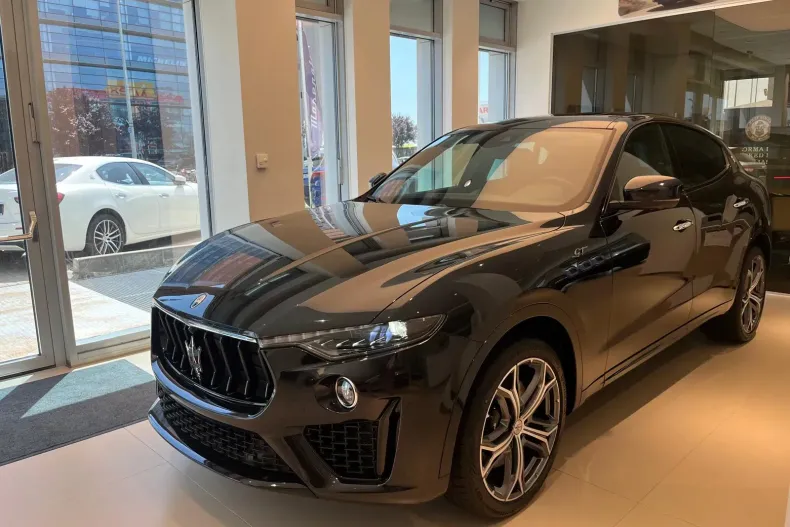 Maserati Levante din 2022 cu 1 km - oferta MAS167214 - foto 4