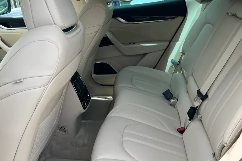 Maserati Levante din 2022 cu 12.301 km - oferta MAS167216 - foto 10