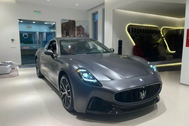 Maserati Granturismo din 2023 cu 1.000 km - oferta MAS167217 - foto 5