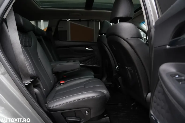 Hyundai SANTA FE din 2021 cu 137.216 km - oferta HYU167218 - foto 7