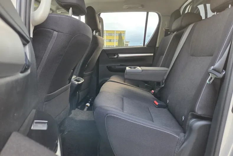 Toyota Hilux din 2025 cu 6.110 km - oferta TOY167220 - foto 9