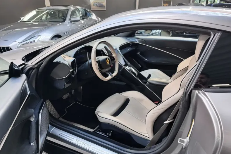 Ferrari Roma din 2021 cu 18.000 km - oferta FER167230 - foto 12