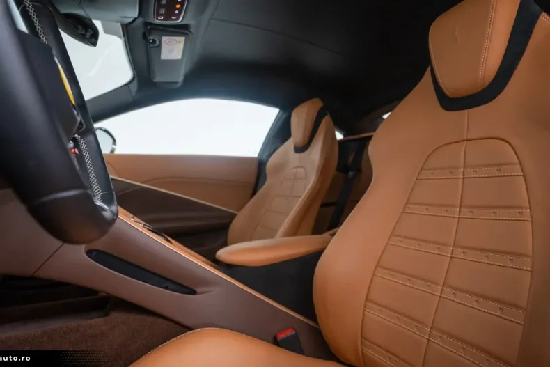 Ferrari Roma din 2021 cu 11.300 km - oferta FER167231 - foto 10