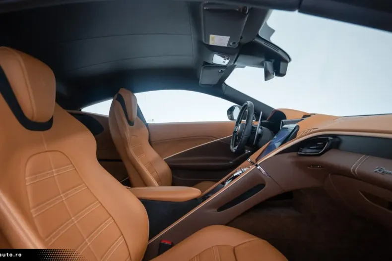 Ferrari Roma din 2021 cu 11.300 km - oferta FER167231 - foto 17