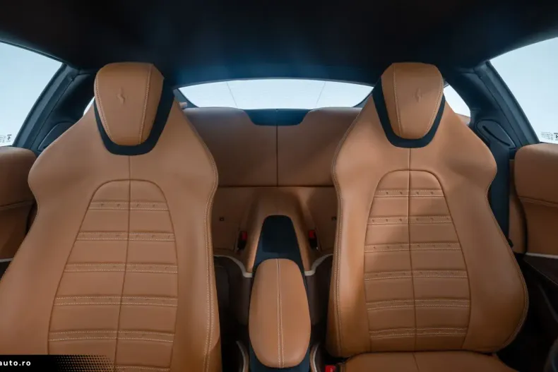 Ferrari Roma din 2021 cu 11.300 km - oferta FER167231 - foto 23