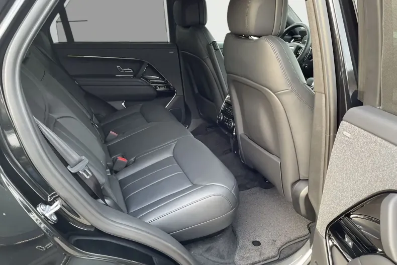 Land Rover Range Rover Sport din 2025 cu 19.700 km - oferta LAN167234 - foto 5