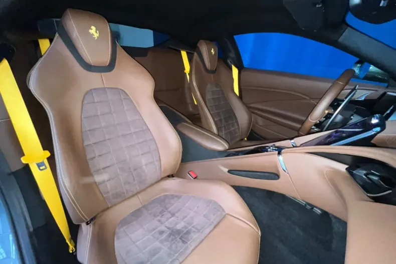 Ferrari Roma din 2023 cu 19.800 km - oferta FER167235 - foto 22