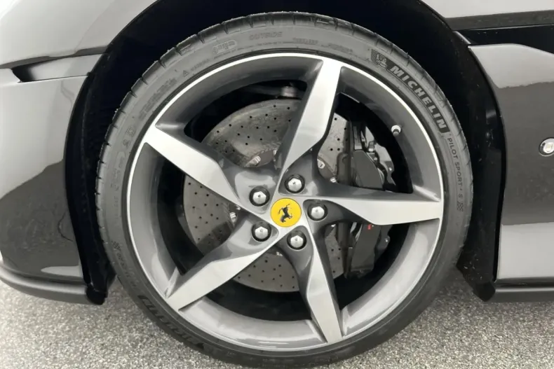 Ferrari Portofino din 2022 cu 9.600 km - oferta FER167240 - foto 9