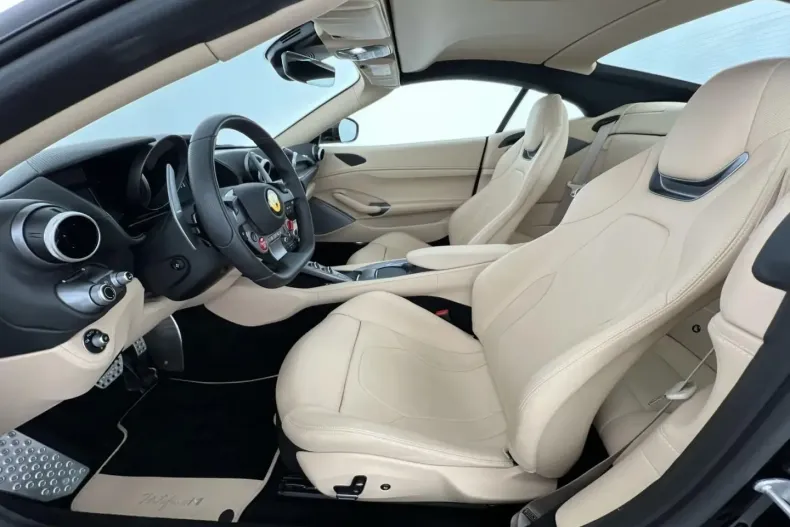 Ferrari Portofino din 2022 cu 9.600 km - oferta FER167240 - foto 10