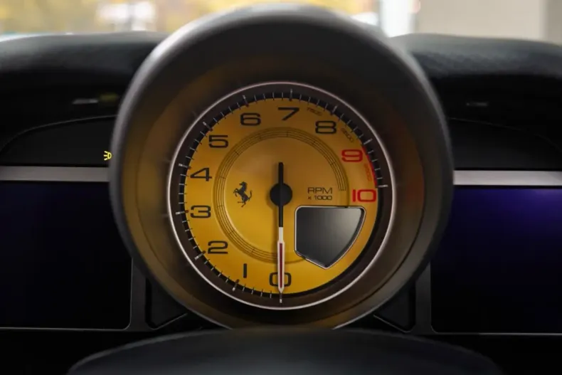 Ferrari 812 din 2022 cu 11.999 km - oferta FER167245 - foto 11