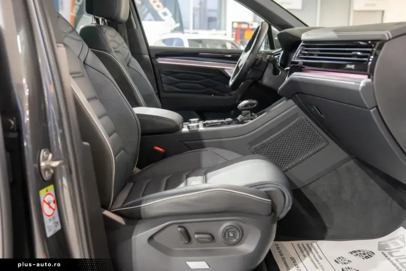 Volkswagen Touareg din 2022 cu 91.503 km - oferta VOL167251 - foto 12