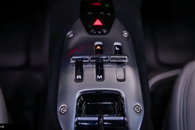 Ferrari 296 GTB din 2023 cu 13.800 km - oferta FER167261 - foto 10