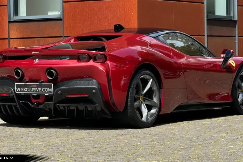 Ferrari SF90 din 2021 cu 5.800 km - oferta FER167263 - foto 2