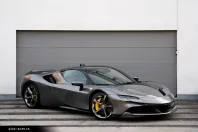 Ferrari SF90 din 2021 cu 9.500 km - oferta FER167264 - foto 3