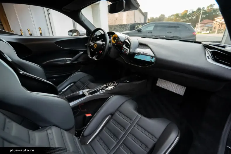 Ferrari SF90 din 2021 cu 9.500 km - oferta FER167264 - foto 13