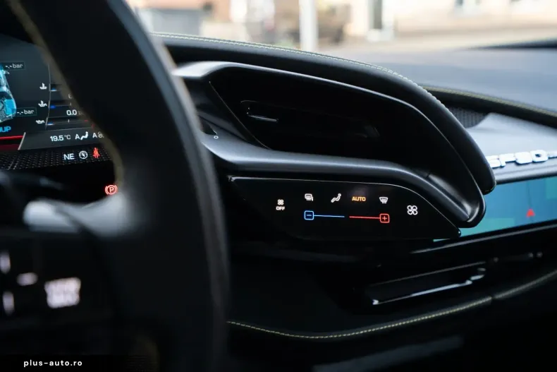 Ferrari SF90 din 2021 cu 9.500 km - oferta FER167264 - foto 23