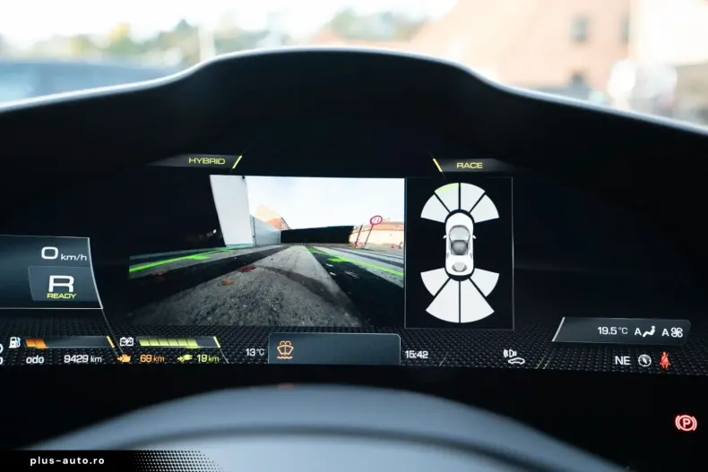 Ferrari SF90 din 2021 cu 9.500 km - oferta FER167264 - foto 27