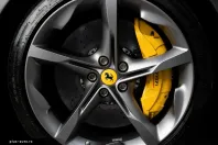 Ferrari SF90 din 2021 cu 9.500 km - oferta FER167264 - foto 37