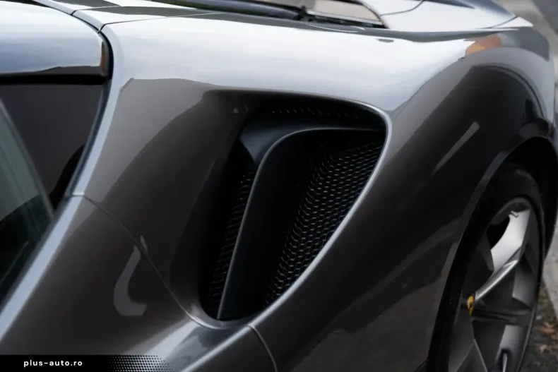 Ferrari SF90 din 2021 cu 9.500 km - oferta FER167264 - foto 39