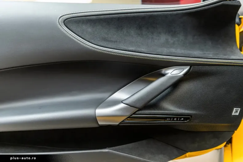 Ferrari SF90 din 2023 cu 6.310 km - oferta FER167265 - foto 16