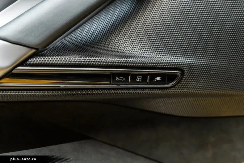 Ferrari SF90 din 2023 cu 6.310 km - oferta FER167265 - foto 17