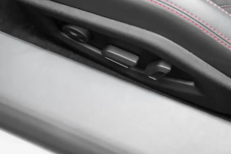 Lamborghini Huracán din 2024 cu 8.000 km - oferta LAM167266 - foto 27