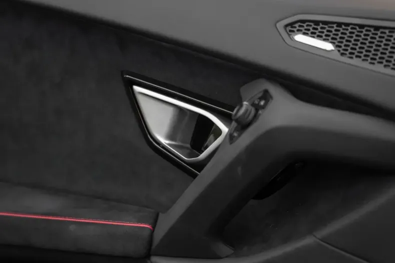 Lamborghini Huracán din 2024 cu 8.000 km - oferta LAM167266 - foto 32