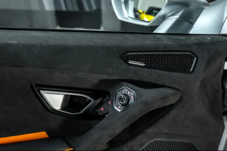 Lamborghini Huracán din 2024 cu 3.775 km - oferta LAM167267 - foto 13