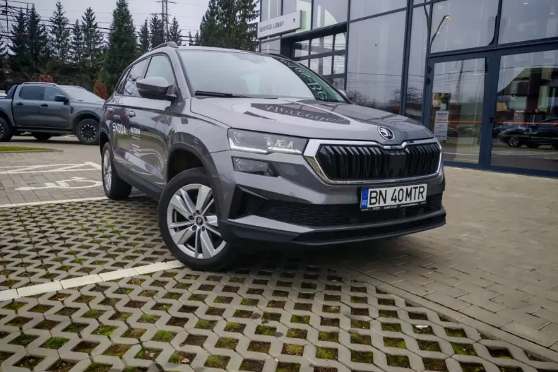 Skoda Karoq din 2025 cu 4.100 km - oferta SKO167273 - foto 3