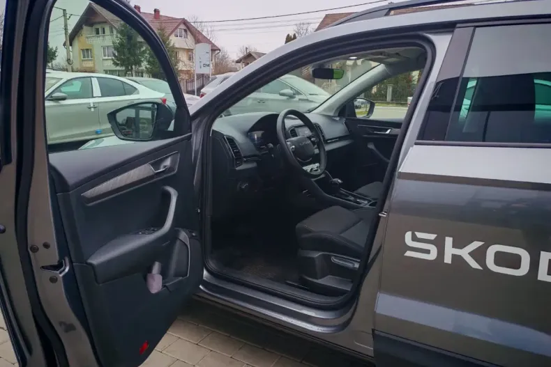 Skoda Karoq din 2025 cu 4.100 km - oferta SKO167273 - foto 12