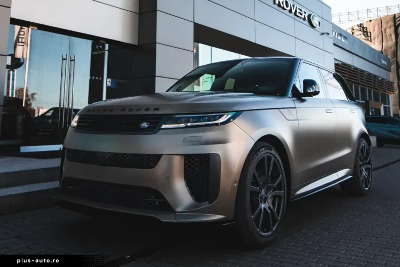 Land Rover Range Rover Sport din 2024 cu 3.300 km - oferta LAN167278 - foto 1