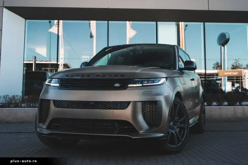 Land Rover Range Rover Sport din 2024 cu 3.300 km - oferta LAN167278 - foto 2