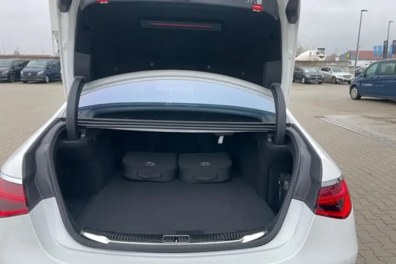 Mercedes-Benz S 580 din 2025 cu 8.186 km - oferta MER167288 - foto 15