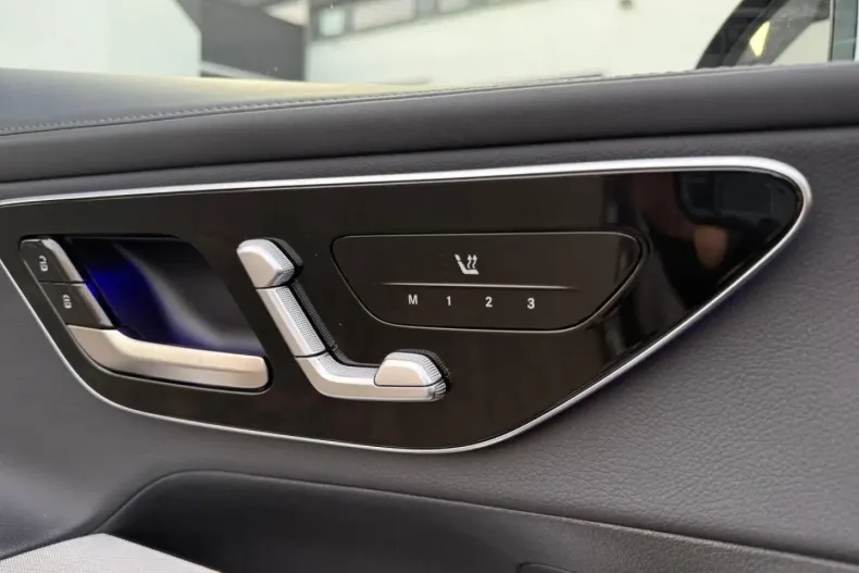 Mercedes-Benz GLC 300 din 2024 cu 17.600 km - oferta MER167291 - foto 20