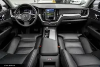 Volvo XC60 din 2023 cu 121.450 km - oferta VOL167298 - foto 5