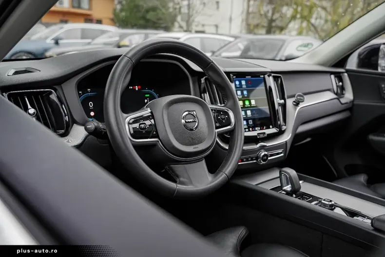 Volvo XC60 din 2023 cu 121.450 km - oferta VOL167298 - foto 24