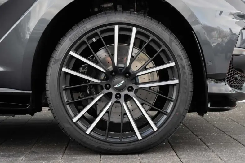 Aston Martin DBX din 2025 cu 34.100 km - oferta AST167305 - foto 18