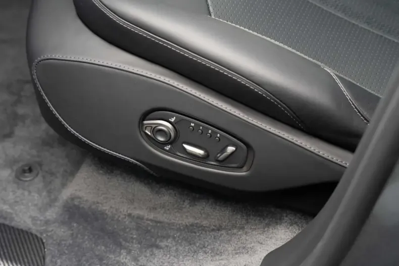 Aston Martin DBX din 2025 cu 34.100 km - oferta AST167305 - foto 29