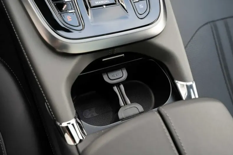 Aston Martin DBX din 2025 cu 34.100 km - oferta AST167305 - foto 36