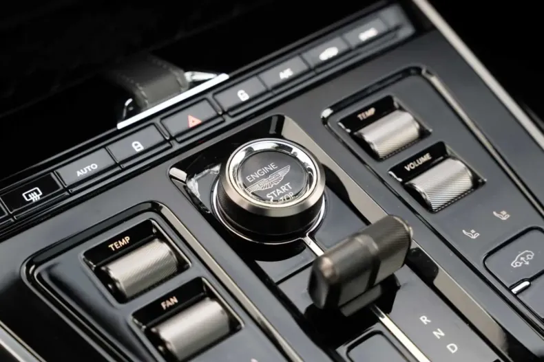 Aston Martin DBX din 2025 cu 34.100 km - oferta AST167305 - foto 37