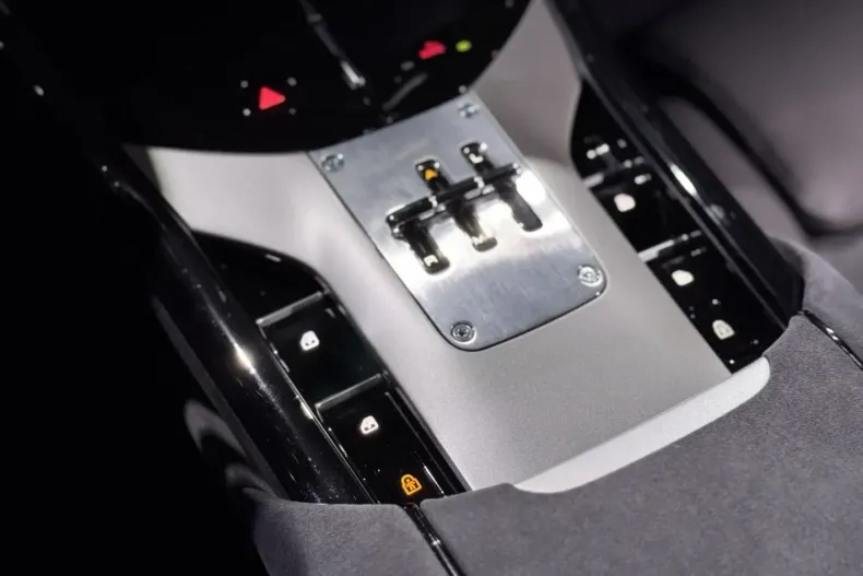 Ferrari Purosangue din 2024 cu 4.430 km - oferta FER167315 - foto 19