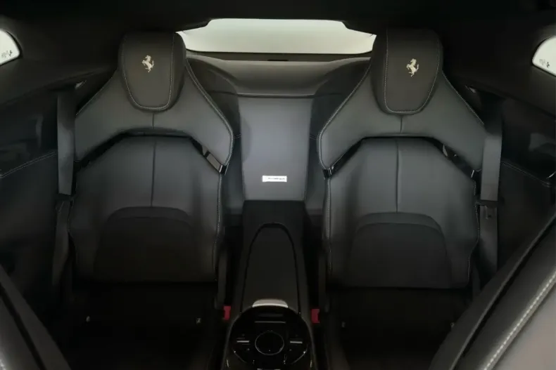 Ferrari Purosangue din 2024 cu 2.800 km - oferta FER167317 - foto 17