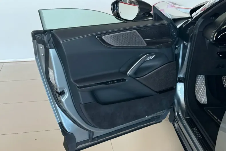 Ferrari Purosangue din 2024 cu 2.800 km - oferta FER167317 - foto 19