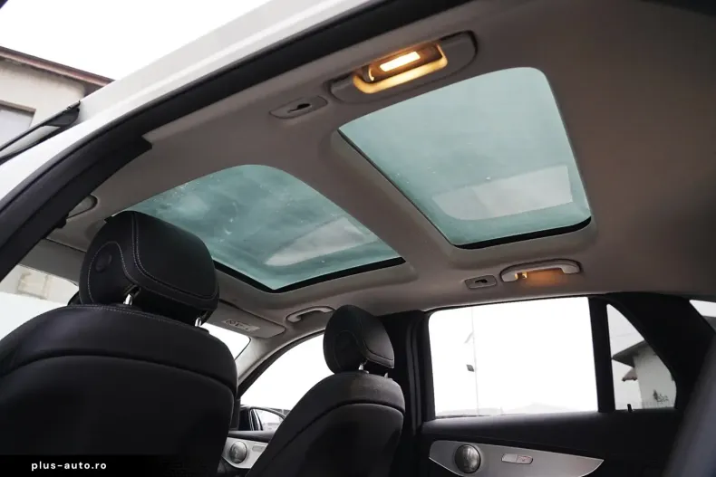 Mercedes-Benz GLC 300 din 2021 cu 102.900 km - oferta MER167318 - foto 3