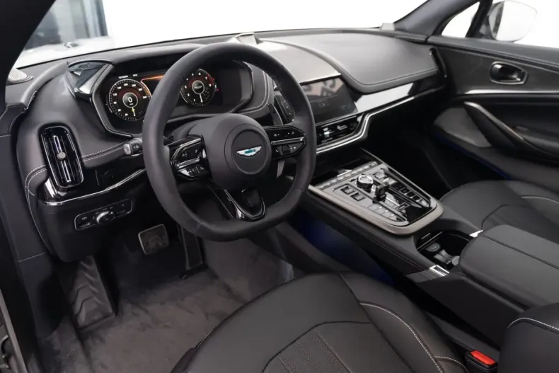 Aston Martin DBX din 2025 cu 12.416 km - oferta AST167320 - foto 9