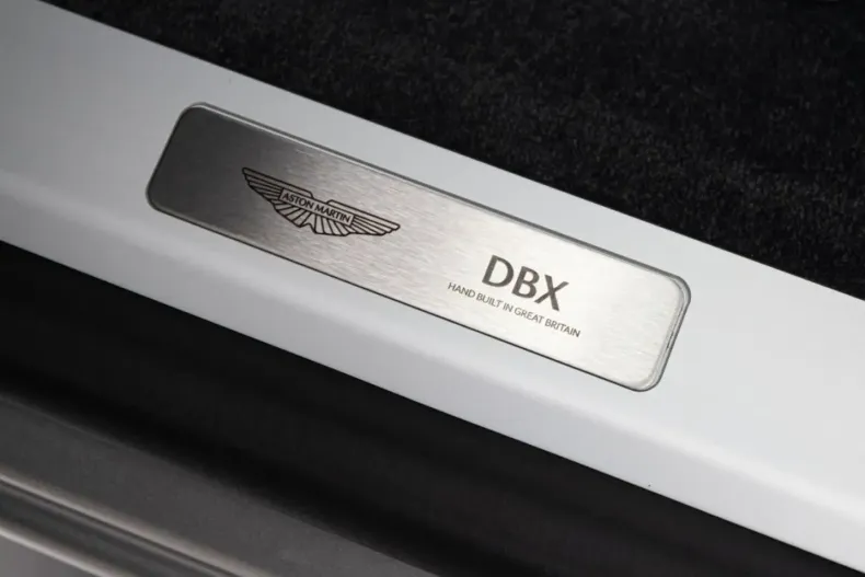 Aston Martin DBX din 2025 cu 12.416 km - oferta AST167320 - foto 20