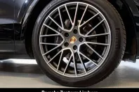 Porsche Cayenne din 2023 cu 43.900 km - oferta POR167324 - foto 21