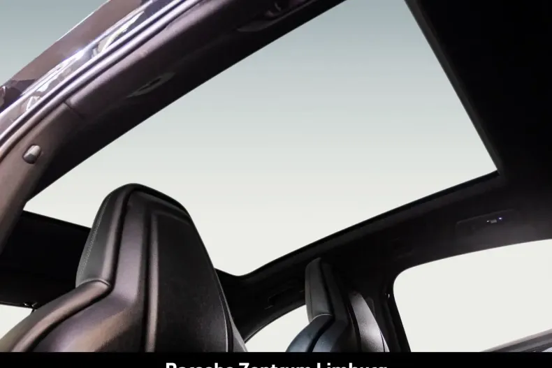 Porsche Cayenne din 2023 cu 43.900 km - oferta POR167324 - foto 29